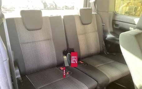 Toyota Voxy III, 2020 год, 1 994 000 рублей, 12 фотография