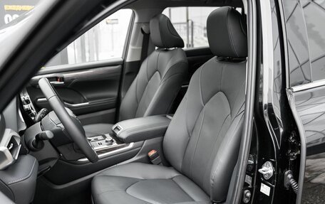 Toyota Highlander, 2026 год, 6 100 000 рублей, 13 фотография