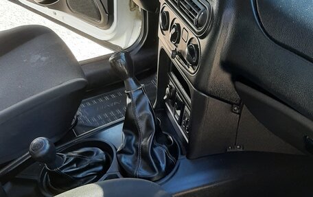 Chevrolet Niva I рестайлинг, 2019 год, 750 000 рублей, 9 фотография