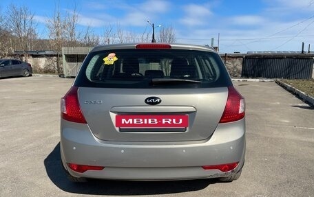 KIA cee'd I рестайлинг, 2010 год, 600 000 рублей, 3 фотография