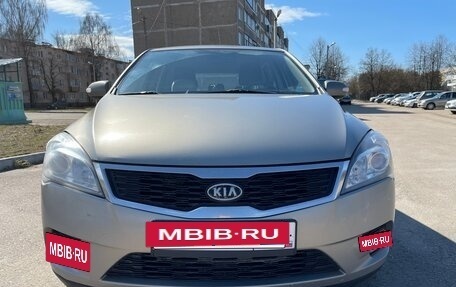 KIA cee'd I рестайлинг, 2010 год, 600 000 рублей, 5 фотография