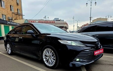 Toyota Camry, 2019 год, 2 650 000 рублей, 4 фотография