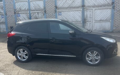 Hyundai ix35 I рестайлинг, 2012 год, 1 200 000 рублей, 4 фотография
