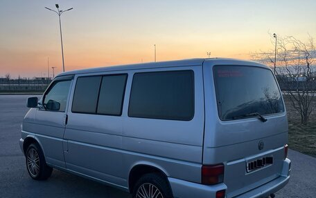 Volkswagen Caravelle T4, 2000 год, 1 499 999 рублей, 4 фотография