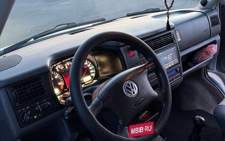Volkswagen Caravelle T4, 2000 год, 1 499 999 рублей, 13 фотография