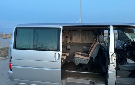 Volkswagen Caravelle T4, 2000 год, 1 499 999 рублей, 18 фотография