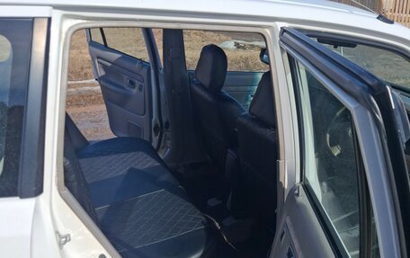 Mazda Demio III (DE), 2001 год, 230 000 рублей, 7 фотография