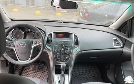 Opel Astra J, 2013 год, 760 000 рублей, 15 фотография