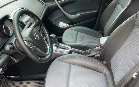 Opel Astra J, 2013 год, 760 000 рублей, 16 фотография