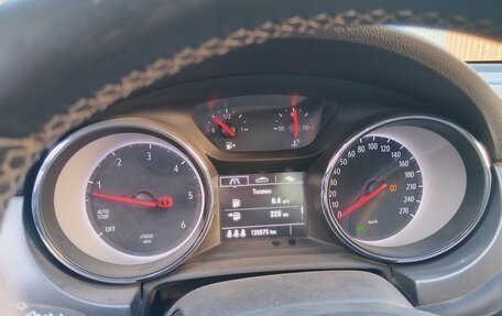 Opel Astra K, 2017 год, 1 000 000 рублей, 6 фотография