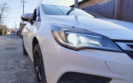 Opel Astra K, 2017 год, 1 000 000 рублей, 7 фотография