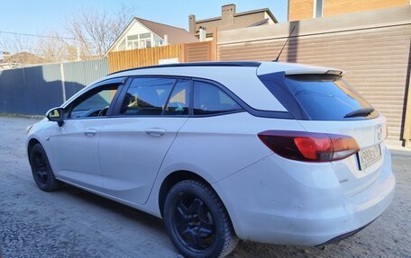 Opel Astra K, 2017 год, 1 000 000 рублей, 8 фотография