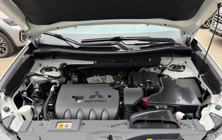 Mitsubishi Outlander III рестайлинг 3, 2022 год, 2 850 000 рублей, 20 фотография