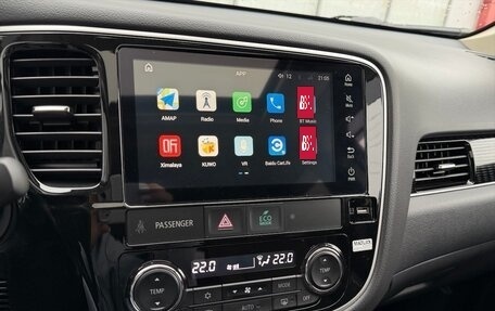 Mitsubishi Outlander III рестайлинг 3, 2022 год, 2 850 000 рублей, 9 фотография