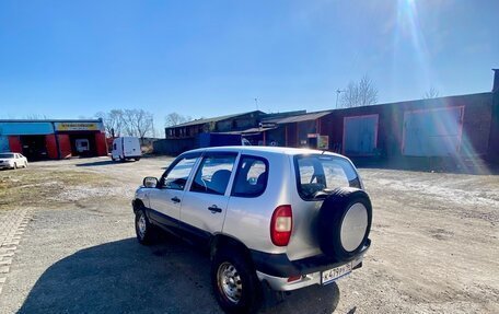 Chevrolet Niva I рестайлинг, 2004 год, 179 000 рублей, 5 фотография
