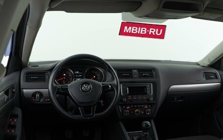 Volkswagen Jetta VI, 2016 год, 1 398 077 рублей, 6 фотография