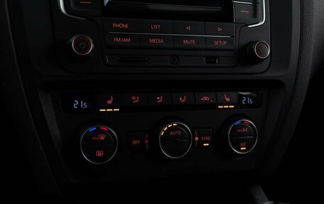 Volkswagen Jetta VI, 2016 год, 1 398 077 рублей, 13 фотография