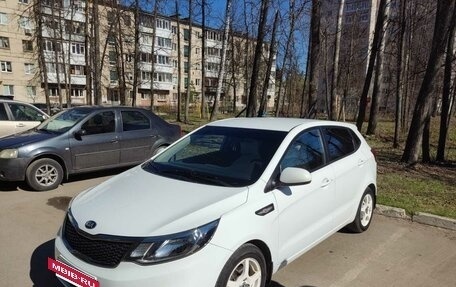 KIA Rio III рестайлинг, 2017 год, 900 000 рублей, 4 фотография