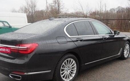 BMW 7 серия, 2017 год, 3 150 000 рублей, 4 фотография
