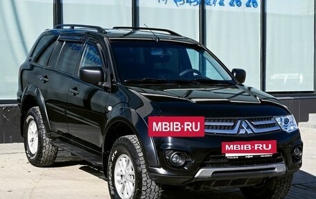 Mitsubishi Pajero Sport II рестайлинг, 2015 год, 1 875 000 рублей, 7 фотография