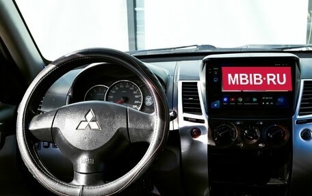 Mitsubishi Pajero Sport II рестайлинг, 2015 год, 1 875 000 рублей, 17 фотография