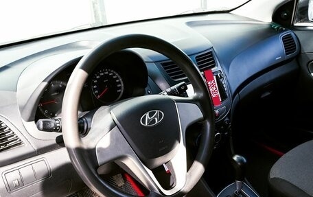 Hyundai Solaris II рестайлинг, 2011 год, 725 000 рублей, 13 фотография