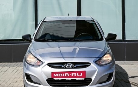 Hyundai Solaris II рестайлинг, 2011 год, 725 000 рублей, 8 фотография