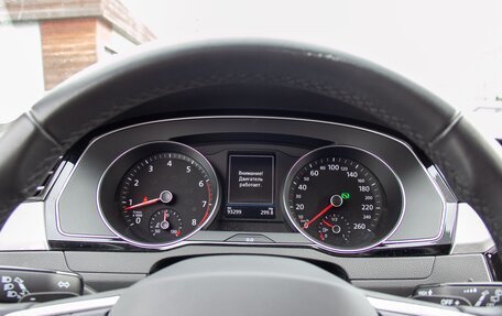 Volkswagen Passat B8 рестайлинг, 2022 год, 2 377 000 рублей, 17 фотография