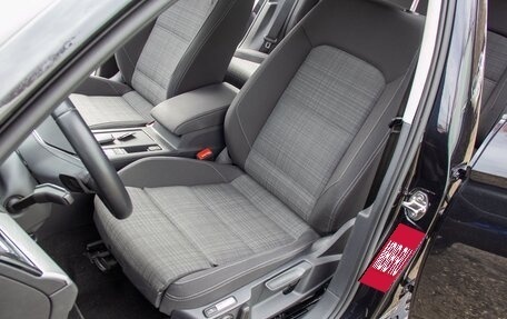 Volkswagen Passat B8 рестайлинг, 2022 год, 2 377 000 рублей, 20 фотография