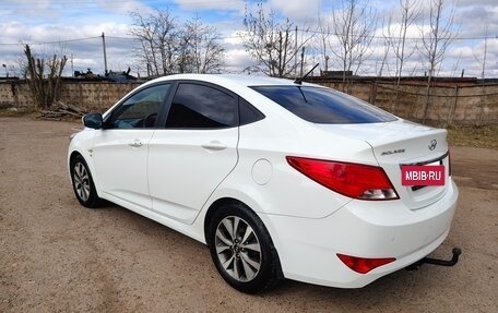 Hyundai Solaris II рестайлинг, 2016 год, 1 250 000 рублей, 3 фотография