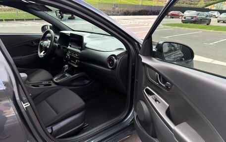 Hyundai Kona I, 2021 год, 1 980 000 рублей, 9 фотография