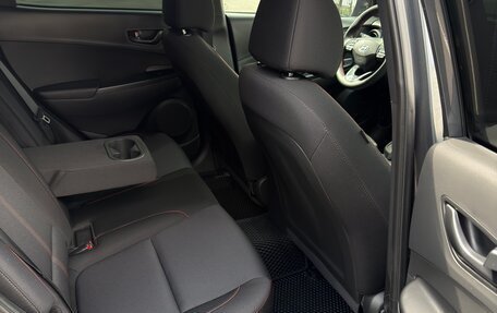 Hyundai Kona I, 2021 год, 1 980 000 рублей, 11 фотография