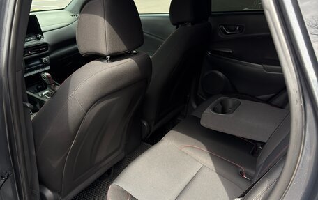 Hyundai Kona I, 2021 год, 1 980 000 рублей, 12 фотография