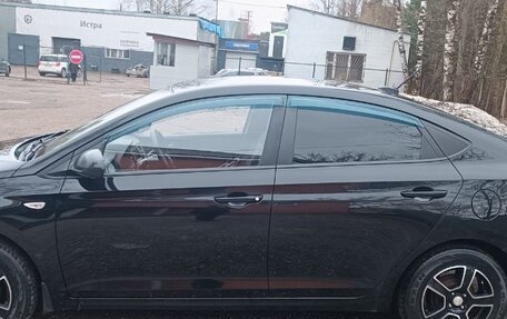 Hyundai Solaris II рестайлинг, 2017 год, 1 250 000 рублей, 3 фотография