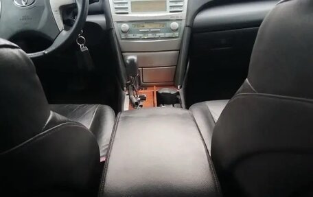 Toyota Camry, 2008 год, 950 000 рублей, 10 фотография