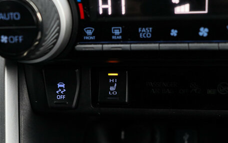 Toyota RAV4, 2021 год, 3 700 000 рублей, 20 фотография