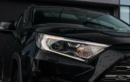 Toyota RAV4, 2021 год, 3 700 000 рублей, 29 фотография