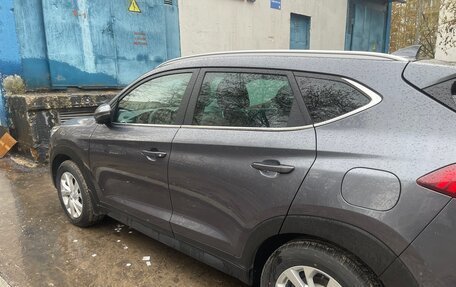 Hyundai Tucson III, 2019 год, 2 300 000 рублей, 6 фотография