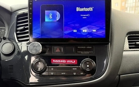 Mitsubishi Outlander III рестайлинг 3, 2014 год, 1 395 000 рублей, 21 фотография