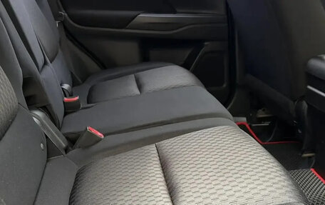 Mitsubishi Outlander III рестайлинг 3, 2014 год, 1 395 000 рублей, 27 фотография