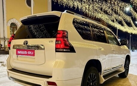 Toyota Land Cruiser Prado 150 рестайлинг 2, 2020 год, 4 900 000 рублей, 2 фотография