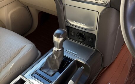 Toyota Land Cruiser Prado 150 рестайлинг 2, 2020 год, 4 900 000 рублей, 7 фотография