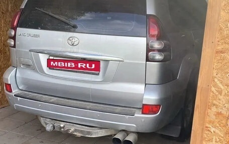 Toyota Land Cruiser Prado 120 рестайлинг, 2006 год, 1 700 000 рублей, 2 фотография