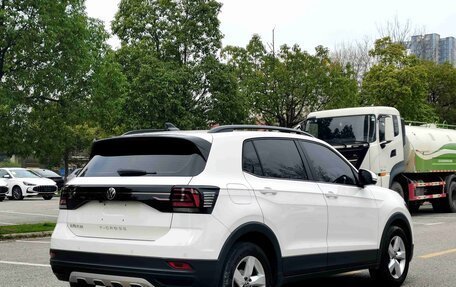 Volkswagen T-Cross I, 2021 год, 1 550 000 рублей, 5 фотография