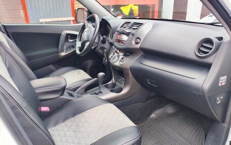 Toyota RAV4, 2010 год, 1 100 000 рублей, 8 фотография