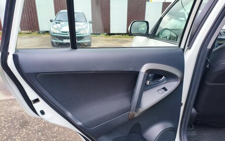 Toyota RAV4, 2010 год, 1 100 000 рублей, 14 фотография