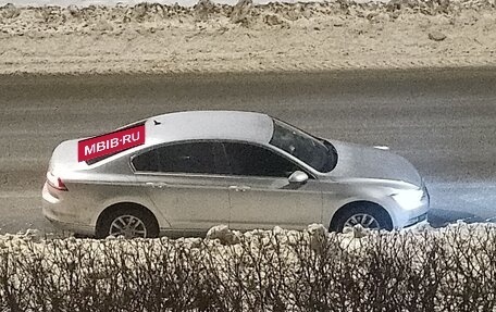 Volkswagen Passat B8 рестайлинг, 2018 год, 2 300 000 рублей, 4 фотография