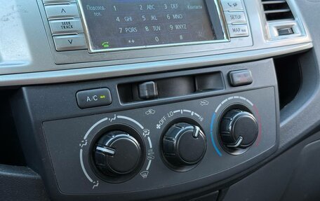 Toyota Hilux VII, 2013 год, 1 840 000 рублей, 17 фотография