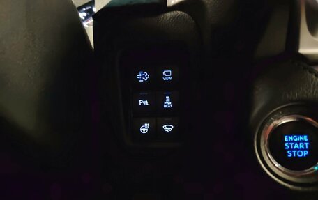 Toyota Land Cruiser Prado 150 рестайлинг 2, 2019 год, 4 790 000 рублей, 18 фотография