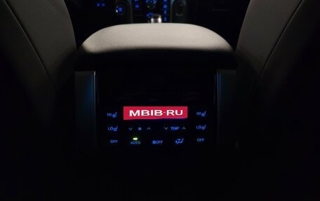 Toyota Land Cruiser Prado 150 рестайлинг 2, 2019 год, 4 790 000 рублей, 10 фотография